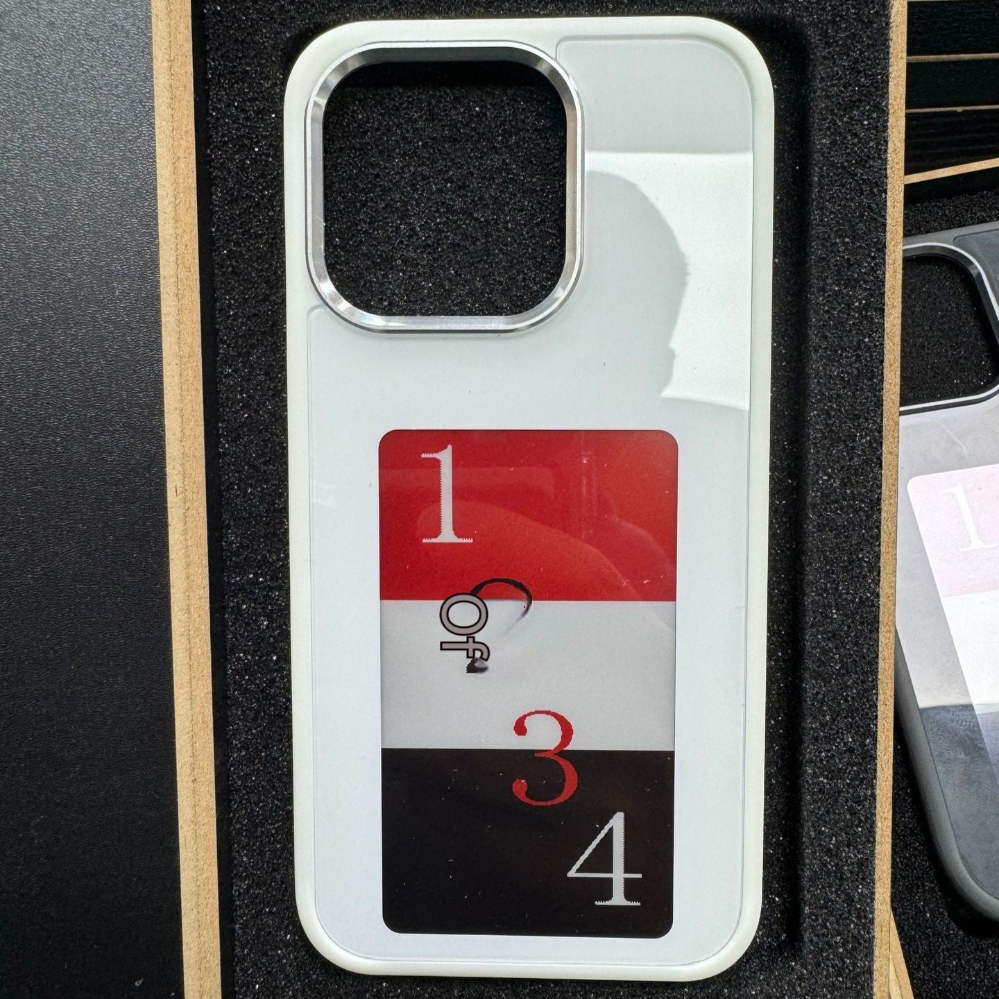 E-ink Skermfoonhouer