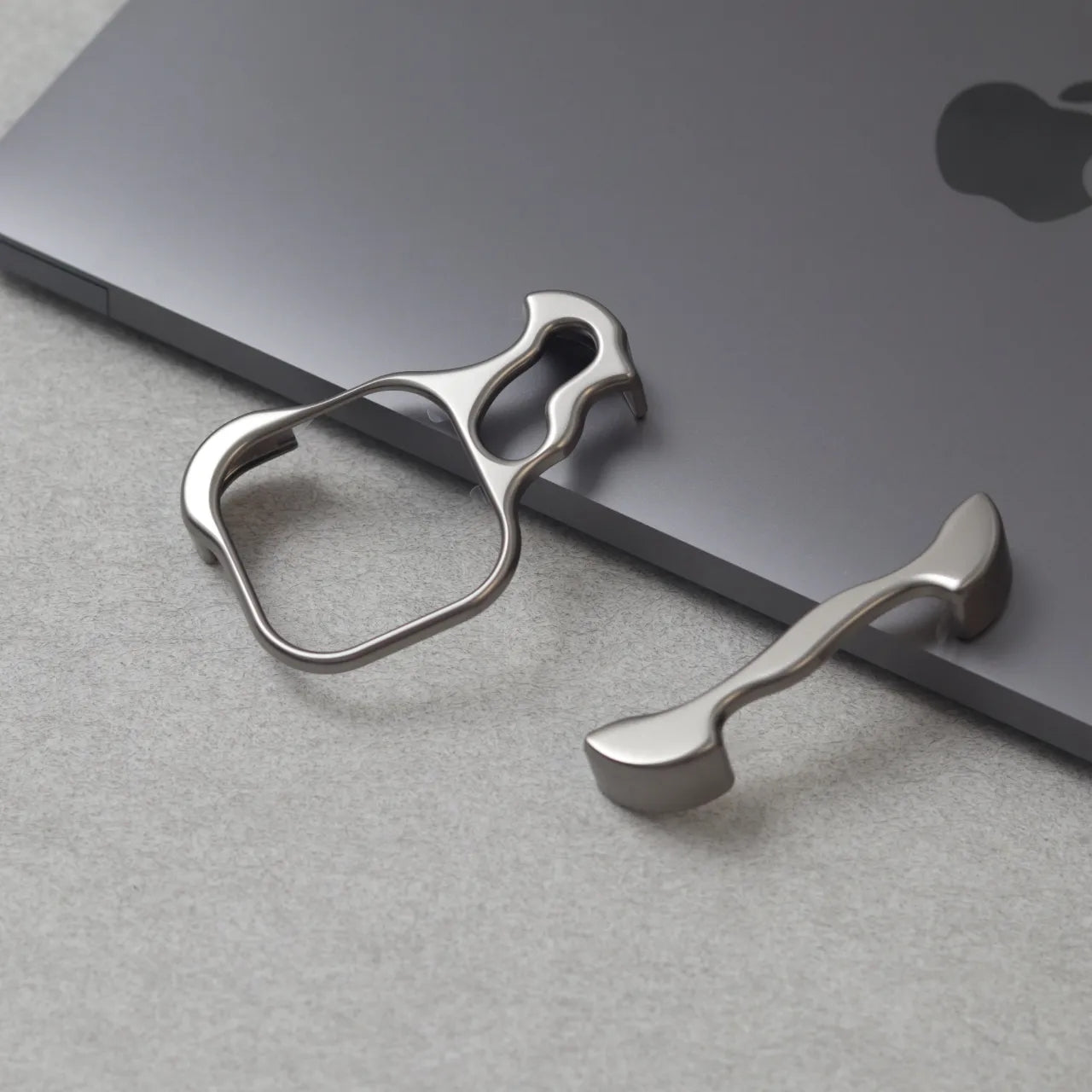 Zinc Alloy Suitable For iPhones
