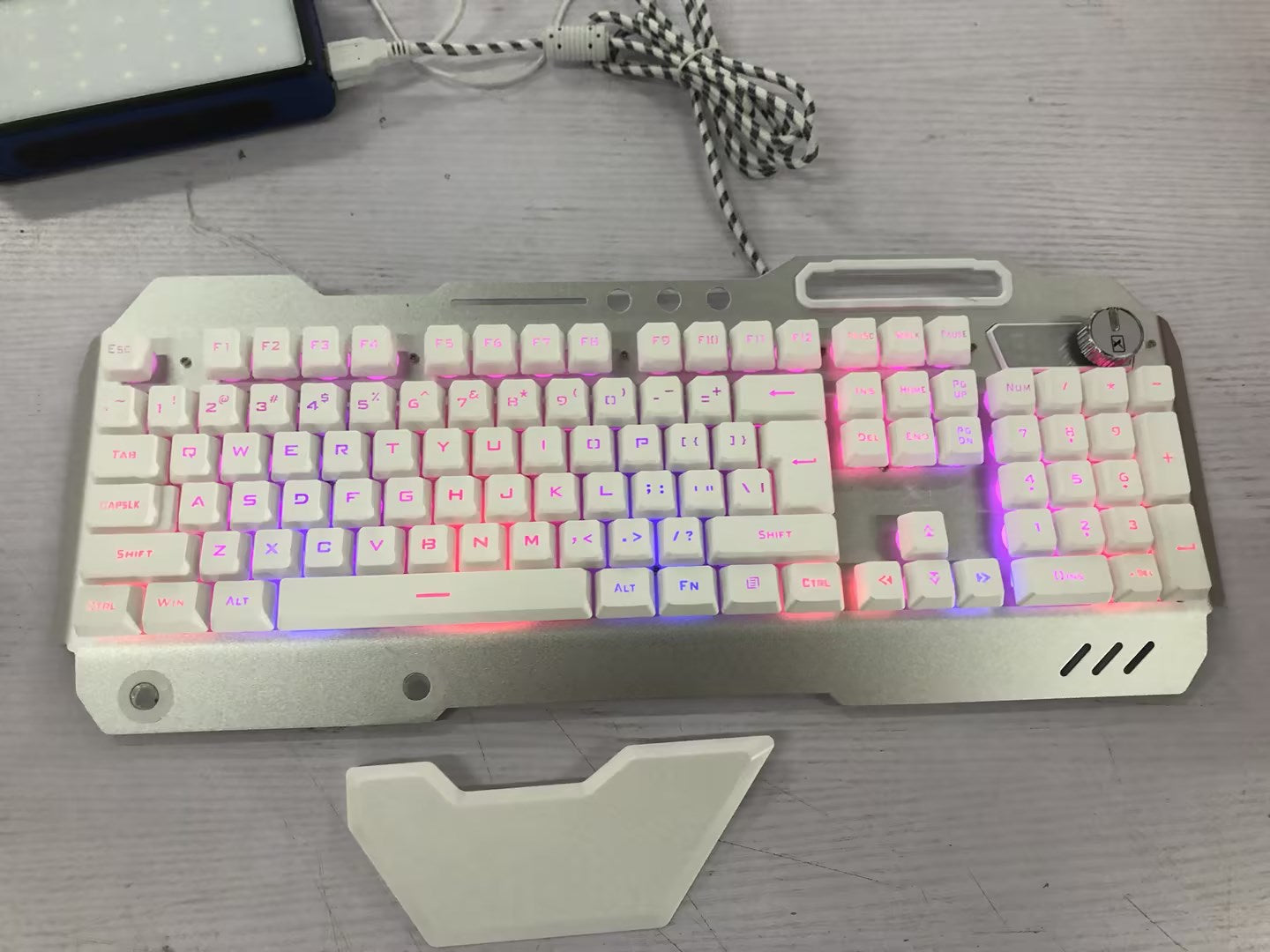 Ergonomiese Bedrade Speletjiesleutelbord