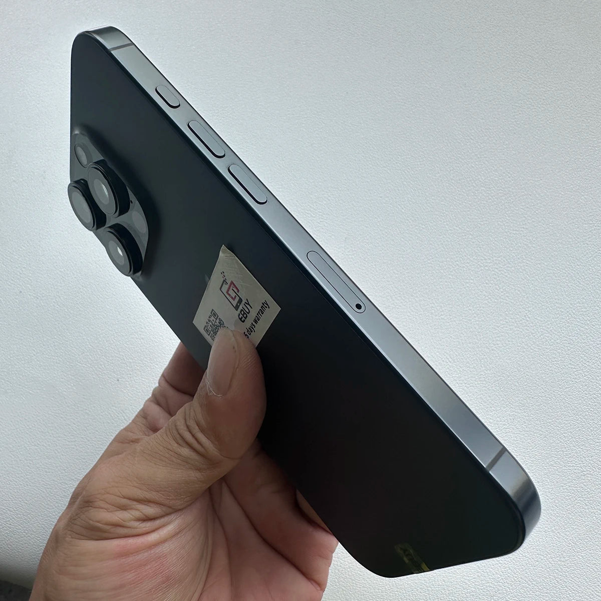 iPhone 16 Pro